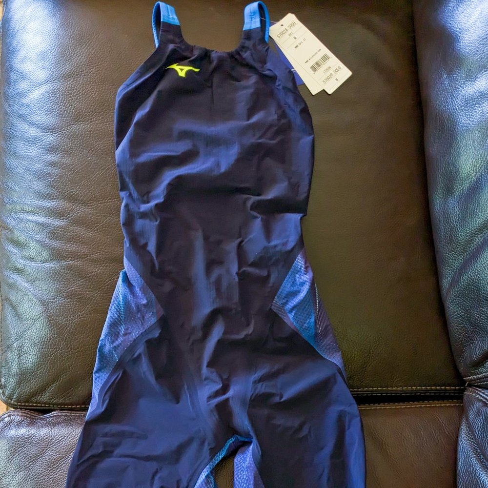 NEW in box, original tags Mizuno Women's GX-Sonic V Sprinter Tech Suit Med Blue